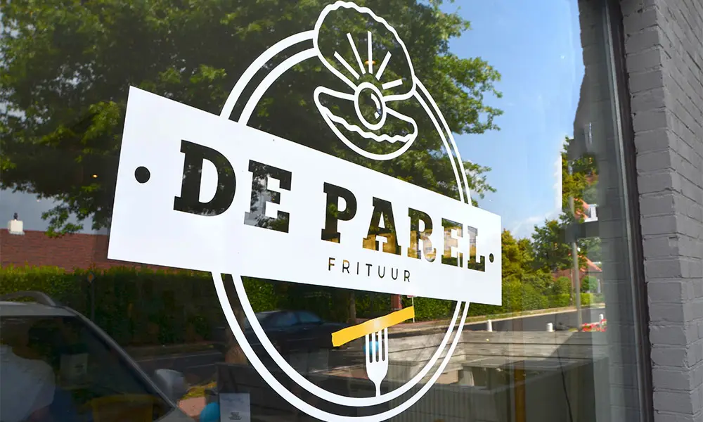 Logos_0003_frituur de parel logo